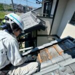 岐阜市にて瓦屋根修繕工事〈コウモリの追い出し・再発防止〉 施工前